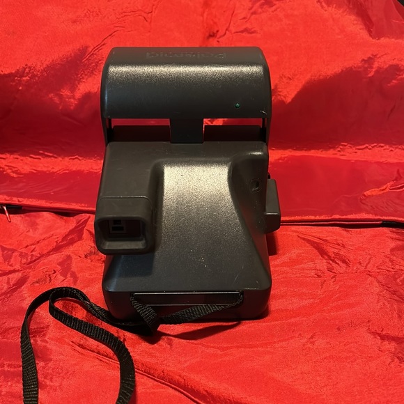 Vintage Polaroid 600 One Step Instant Camera with Electronic flash auto focus - Picture 5 of 8
